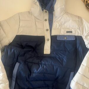 Columbia Women's Puffer Jacket - Navy and Grayish/Taupe